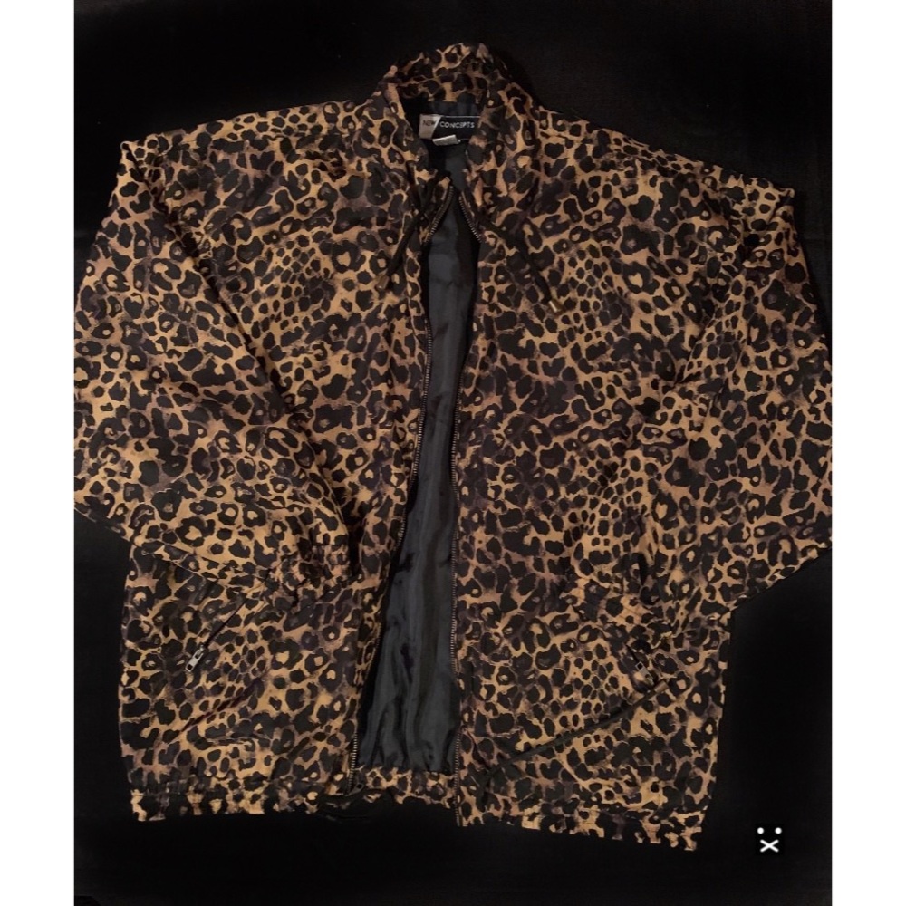 Vintage Cheetah Print Windbreaker
